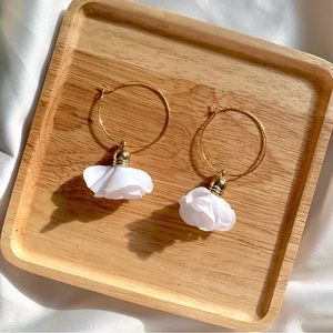 NWT Floral Gold Tone Hoop Earrings